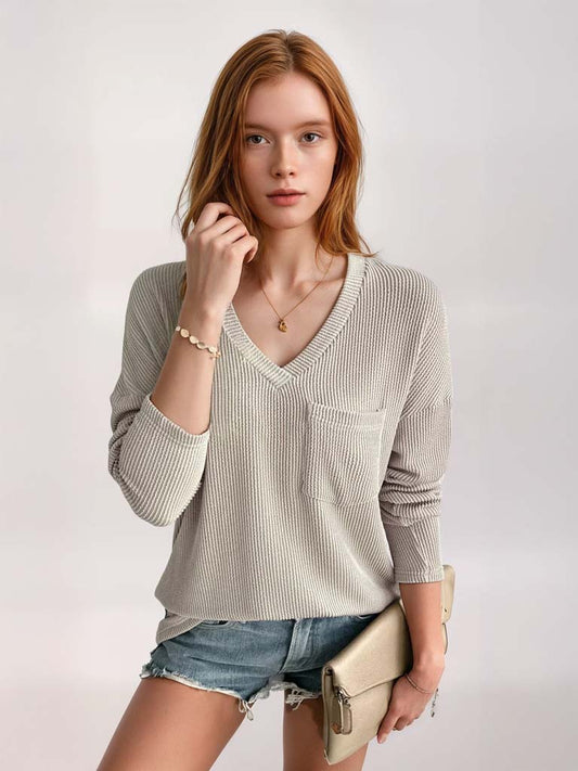 Soft Knit V-Neck – Casual & Cozy Long Sleeve Pullover