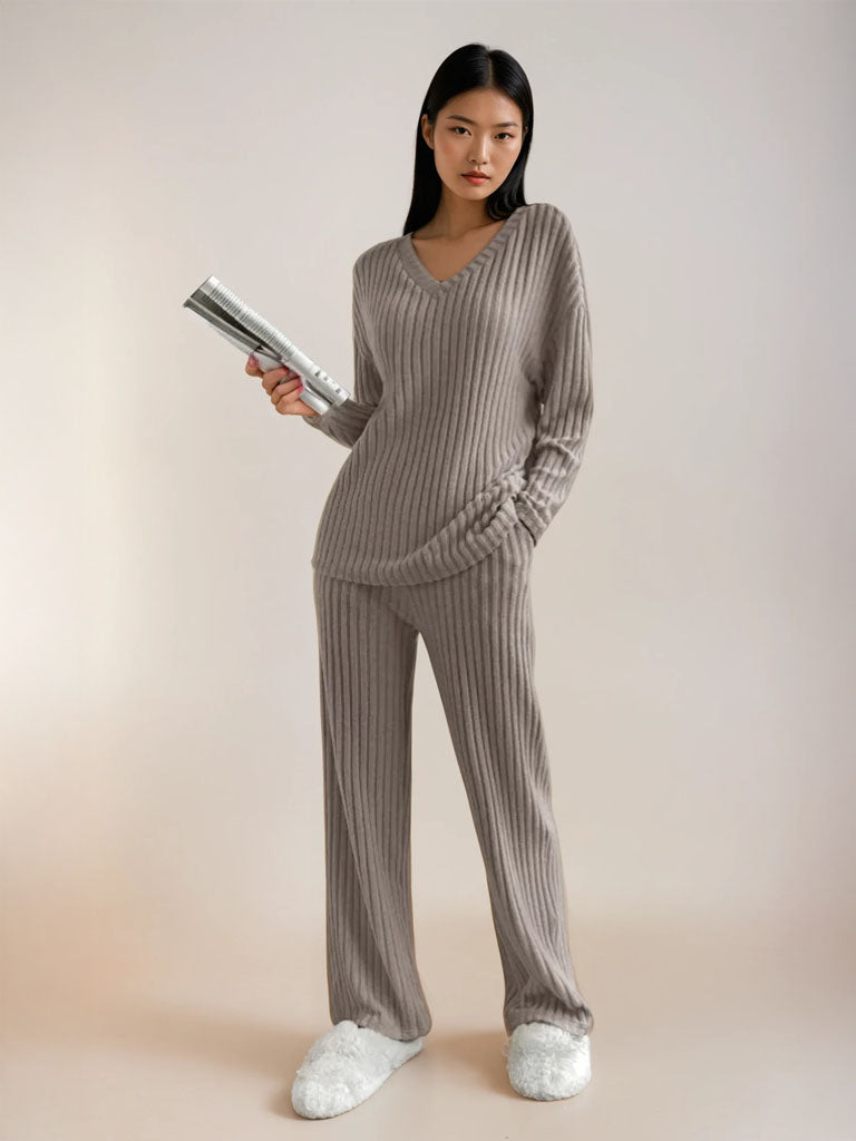 Women’s Ribbed V-Neck Lounge Set – Cozy Two-Piece Matching Top & Pants